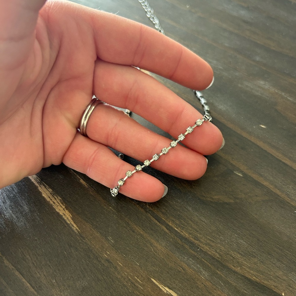 Elegant Silver Choker with Crystal Accents